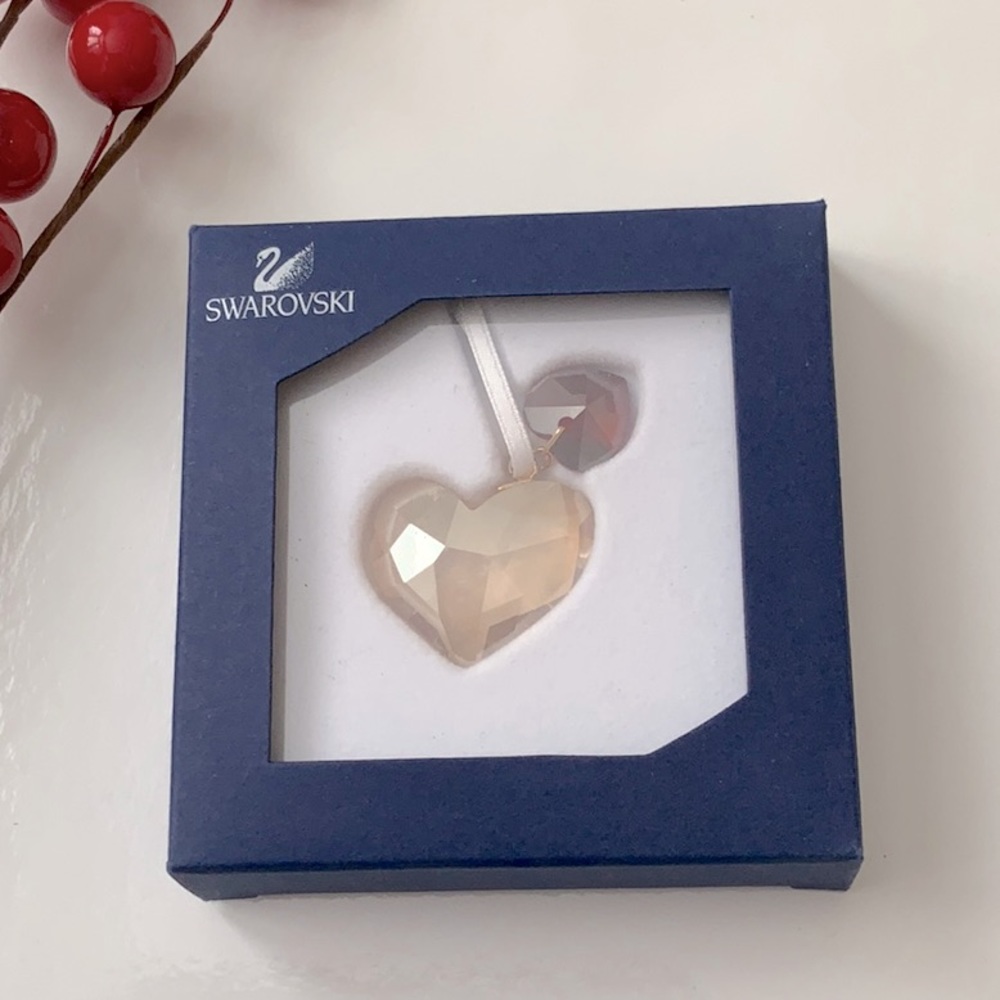 Beautiful New Retired Swarovski Two Colour Hearts Necklace/Ornament.